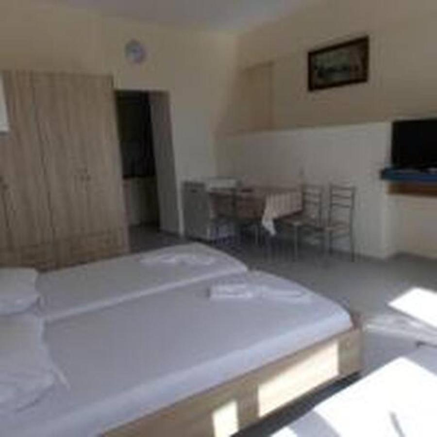 Vasili Sunstay Apartments Sarandë 外观 照片